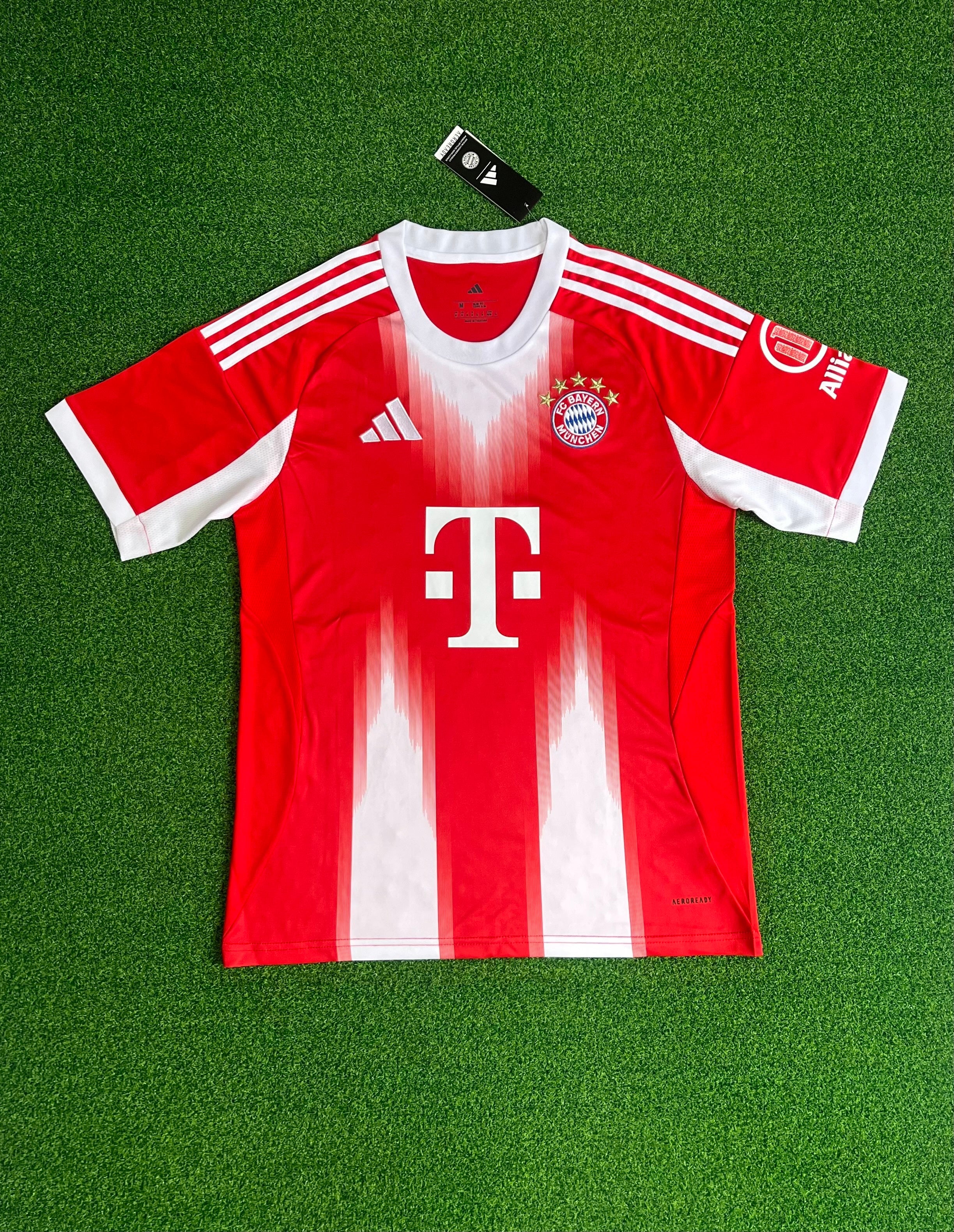 FC Bayern Home 2025 / 2026
